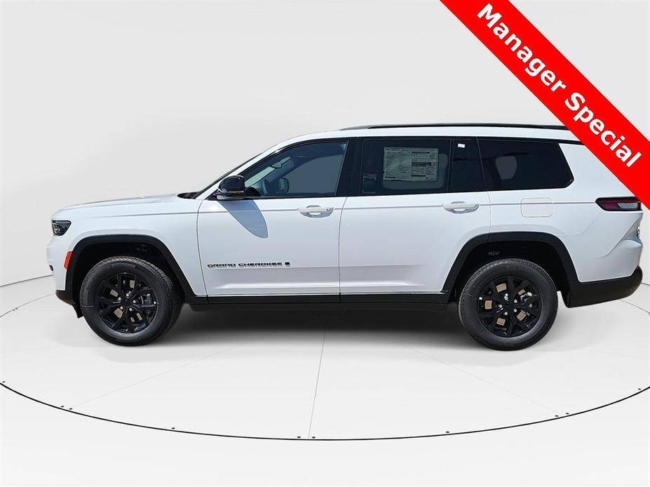 new 2024 Jeep Grand Cherokee L car, priced at $41,475