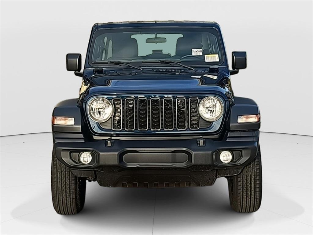 new 2025 Jeep Wrangler car, priced at $40,950