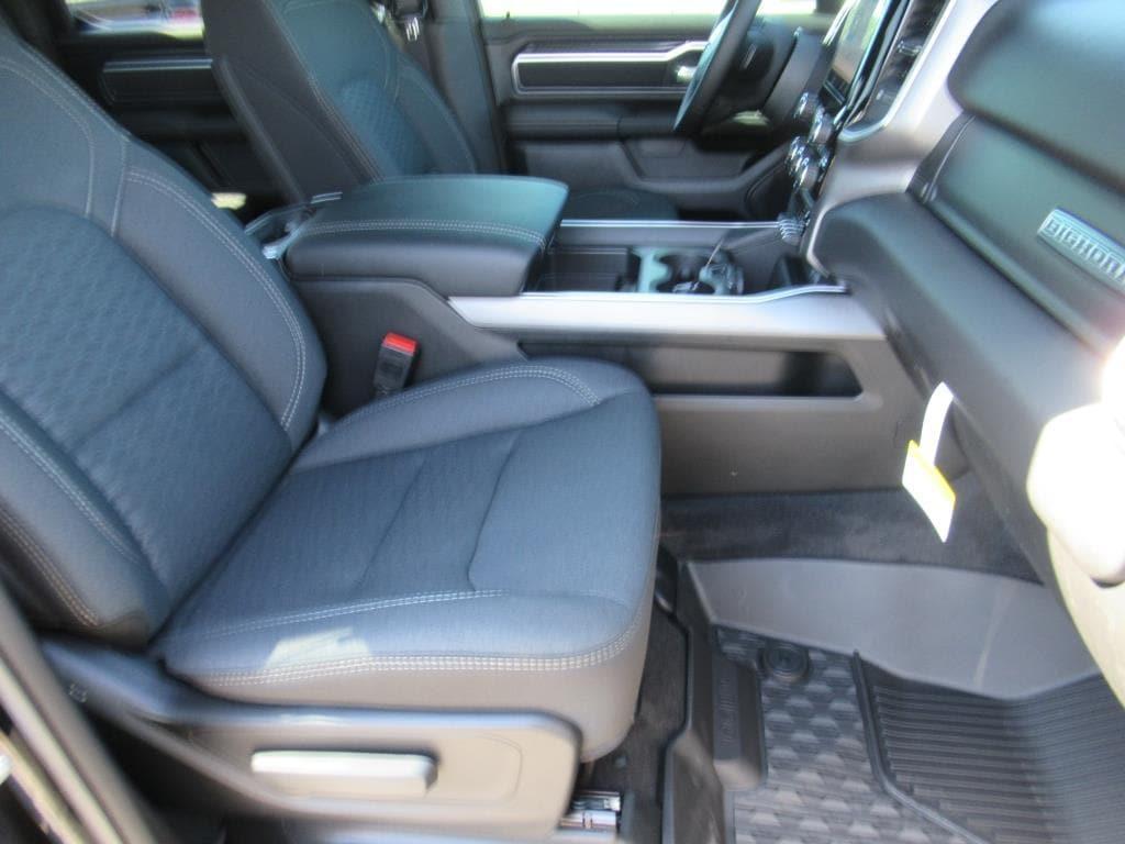 new 2025 Ram 1500 car, priced at $47,280