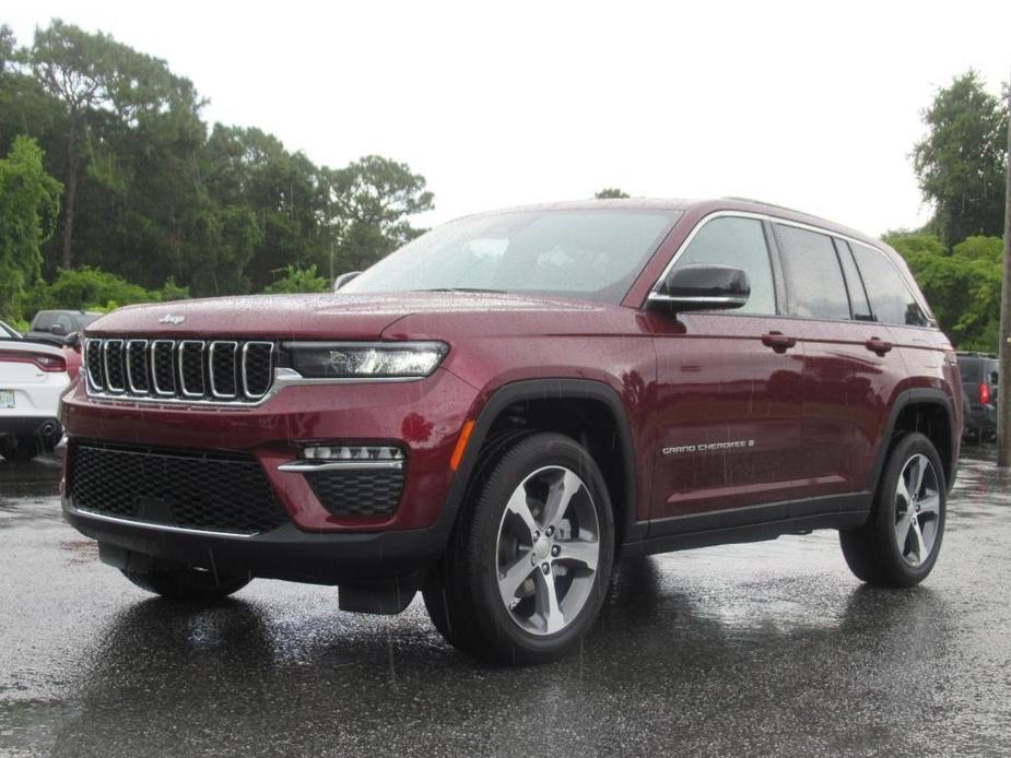 new 2024 Jeep Grand Cherokee car, priced at $48,920