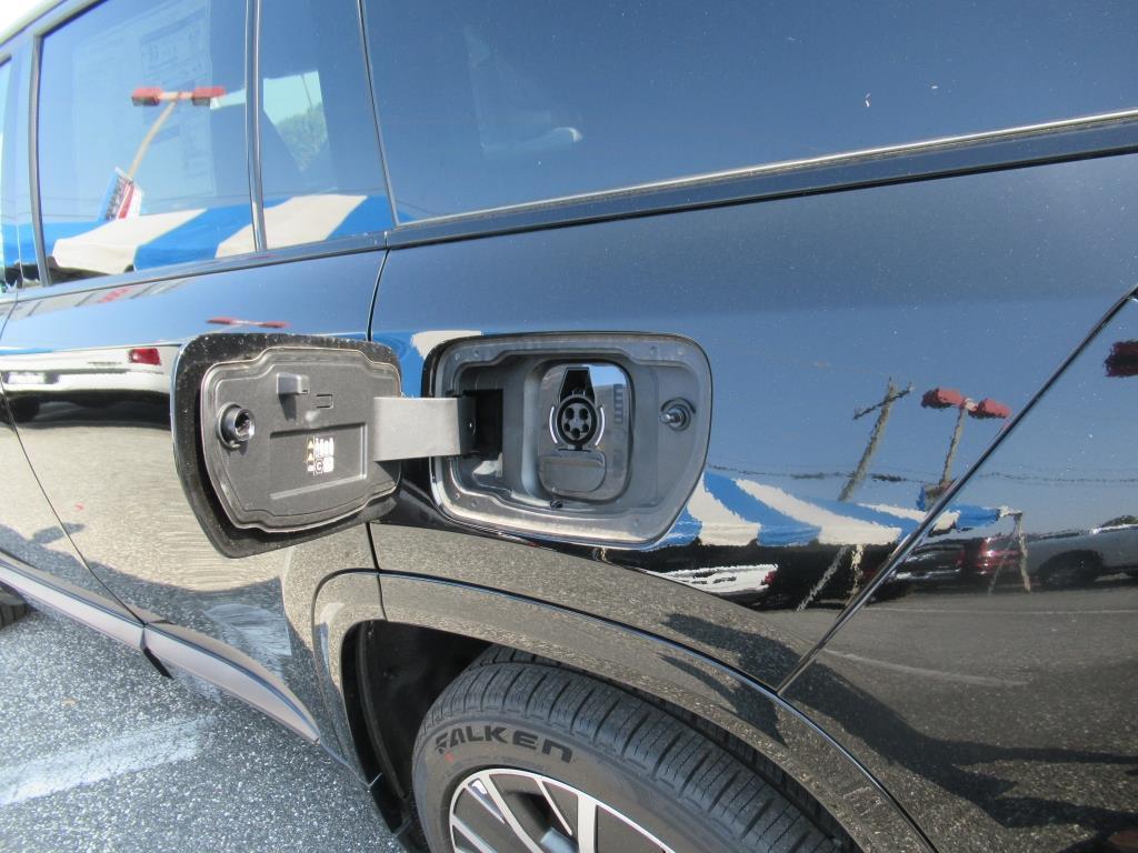 new 2025 Jeep Wagoneer S car, priced at $56,469