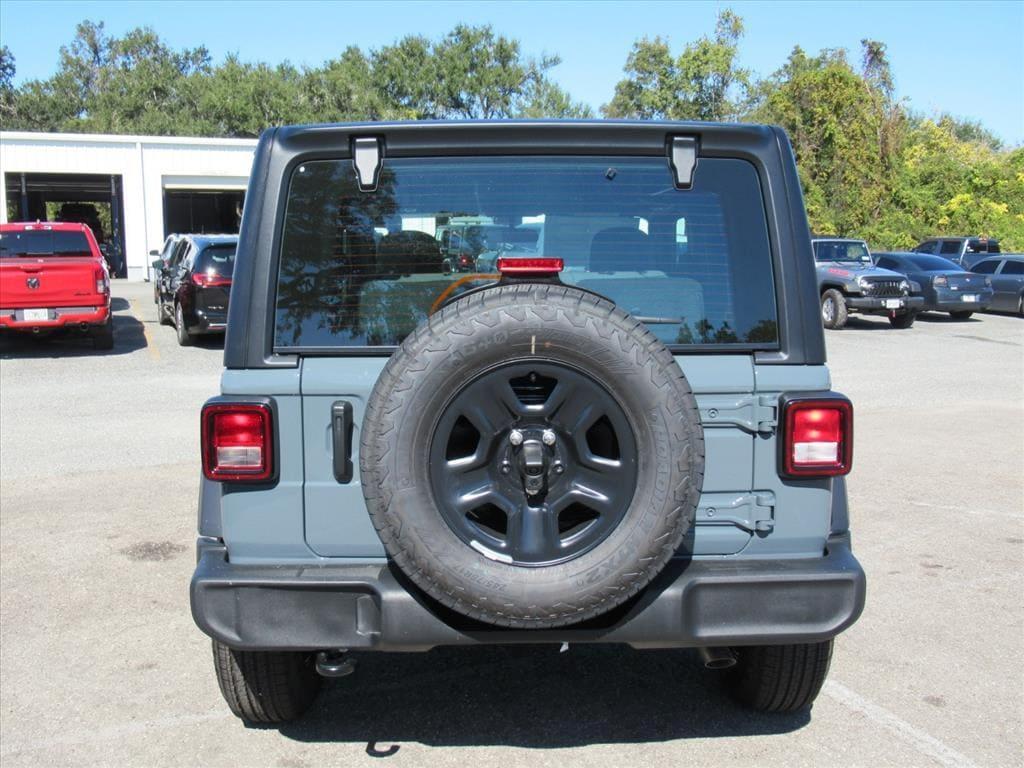 new 2026 Jeep Wrangler car, priced at $35,440