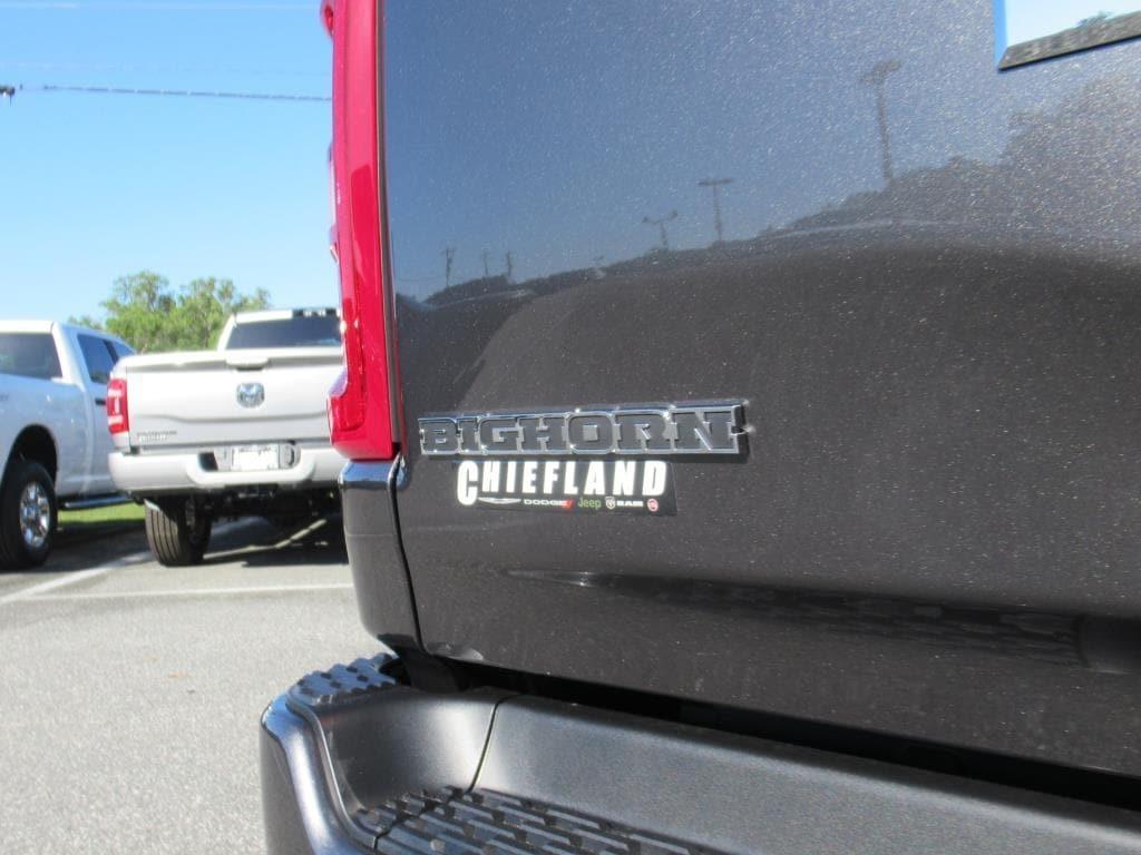 new 2025 Ram 1500 car, priced at $52,175