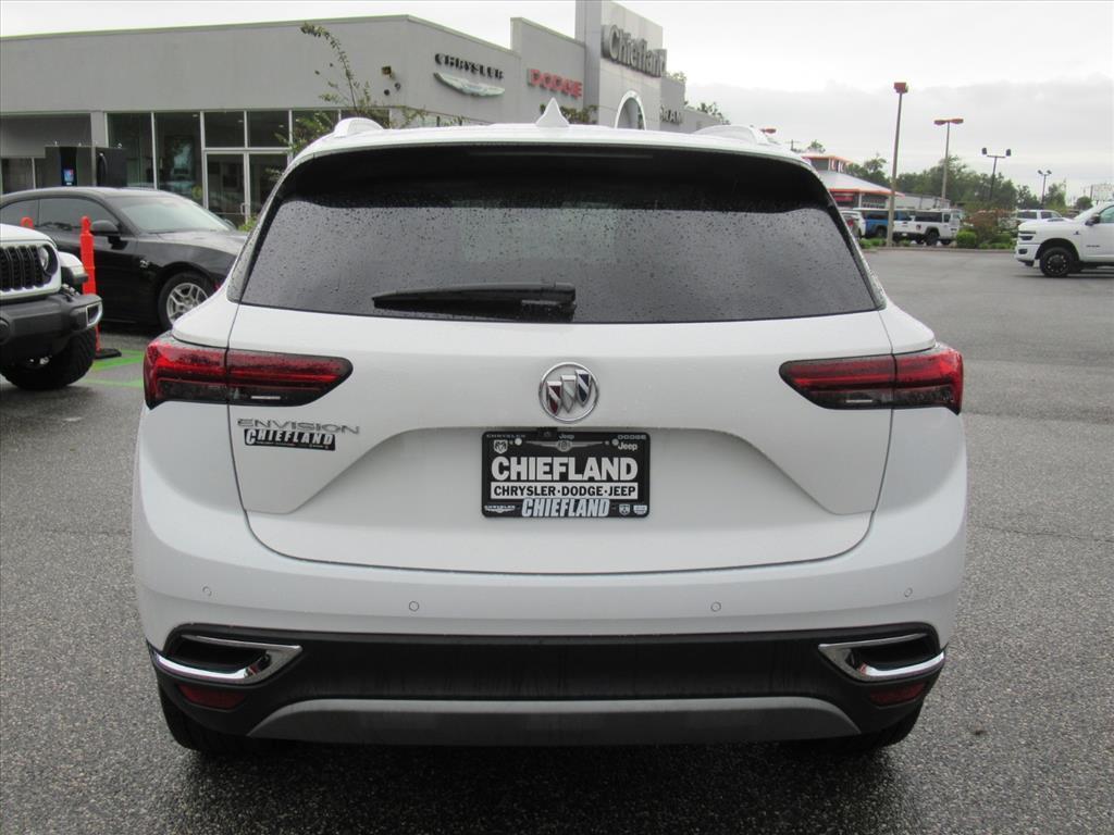 used 2021 Buick Envision car, priced at $22,000