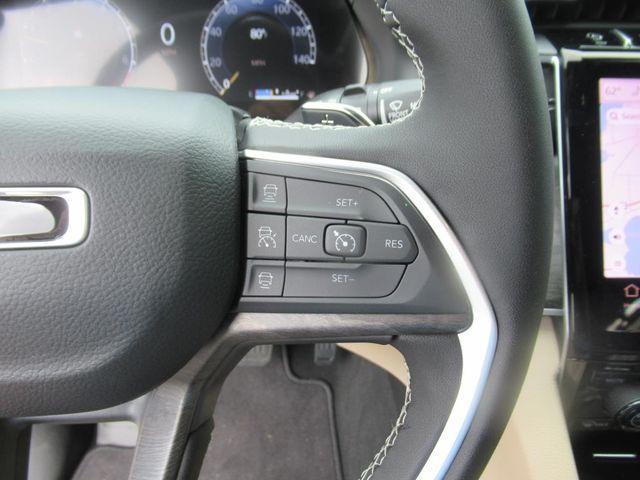 new 2025 Jeep Grand Cherokee car, priced at $47,646