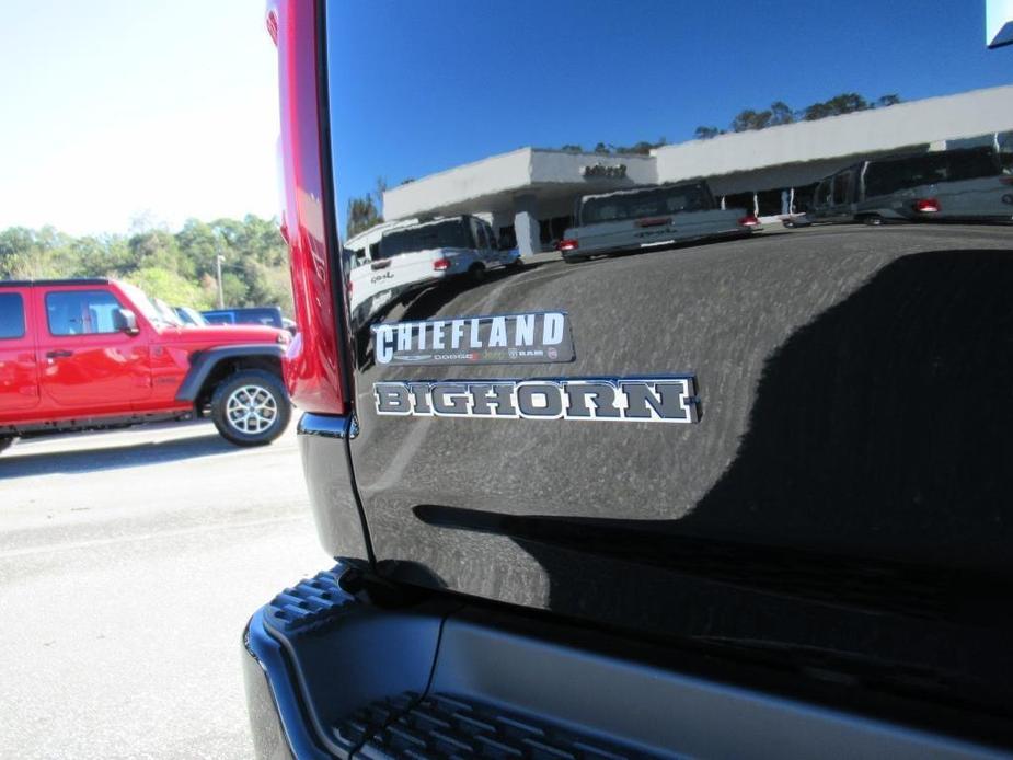 new 2025 Ram 1500 car, priced at $60,365