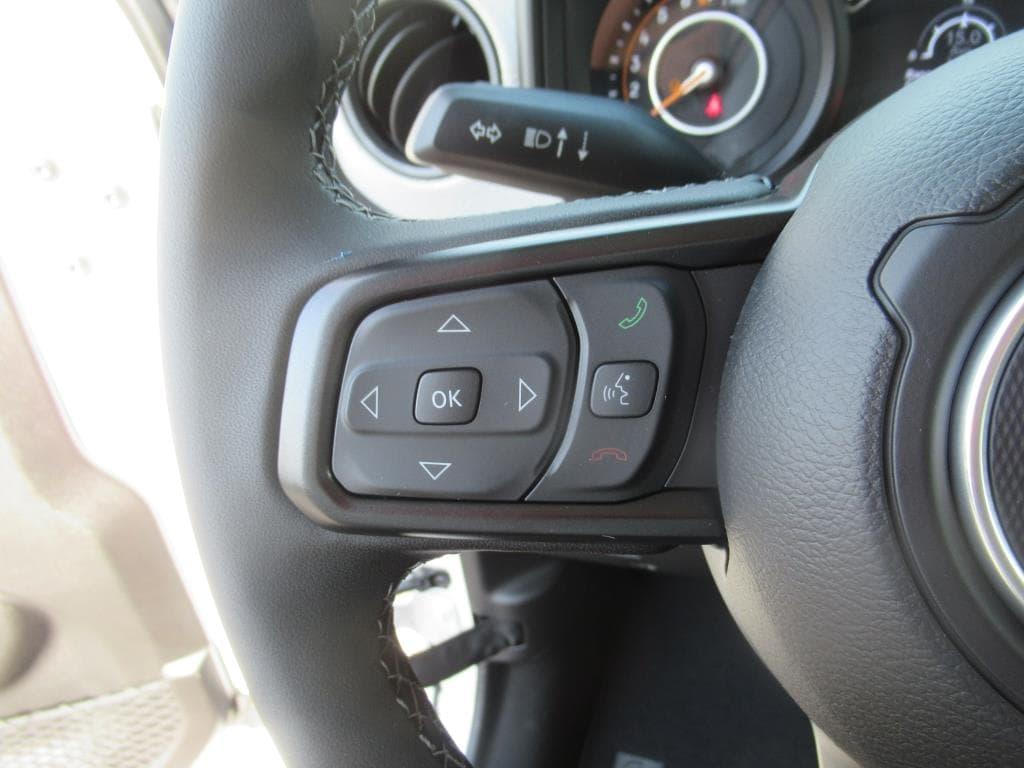 new 2025 Jeep Gladiator car, priced at $41,968