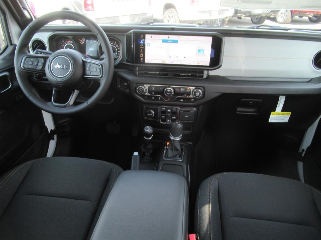 new 2025 Jeep Gladiator car, priced at $41,968