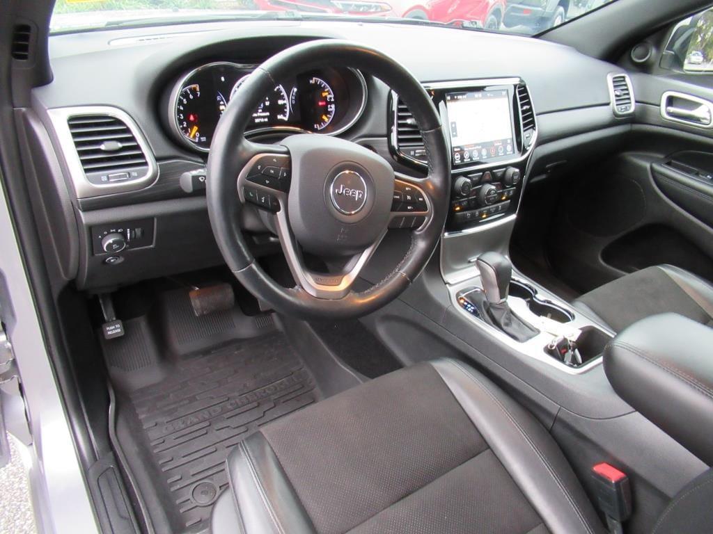 used 2021 Jeep Grand Cherokee car, priced at $32,995