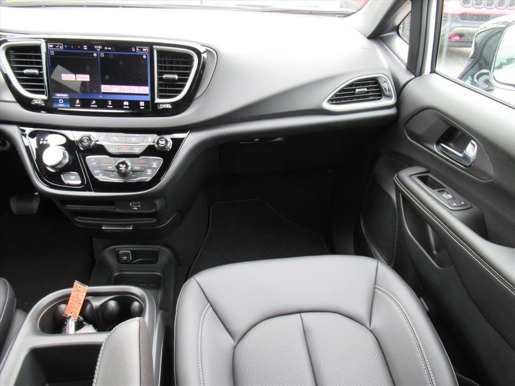 new 2026 Chrysler Voyager car, priced at $37,240