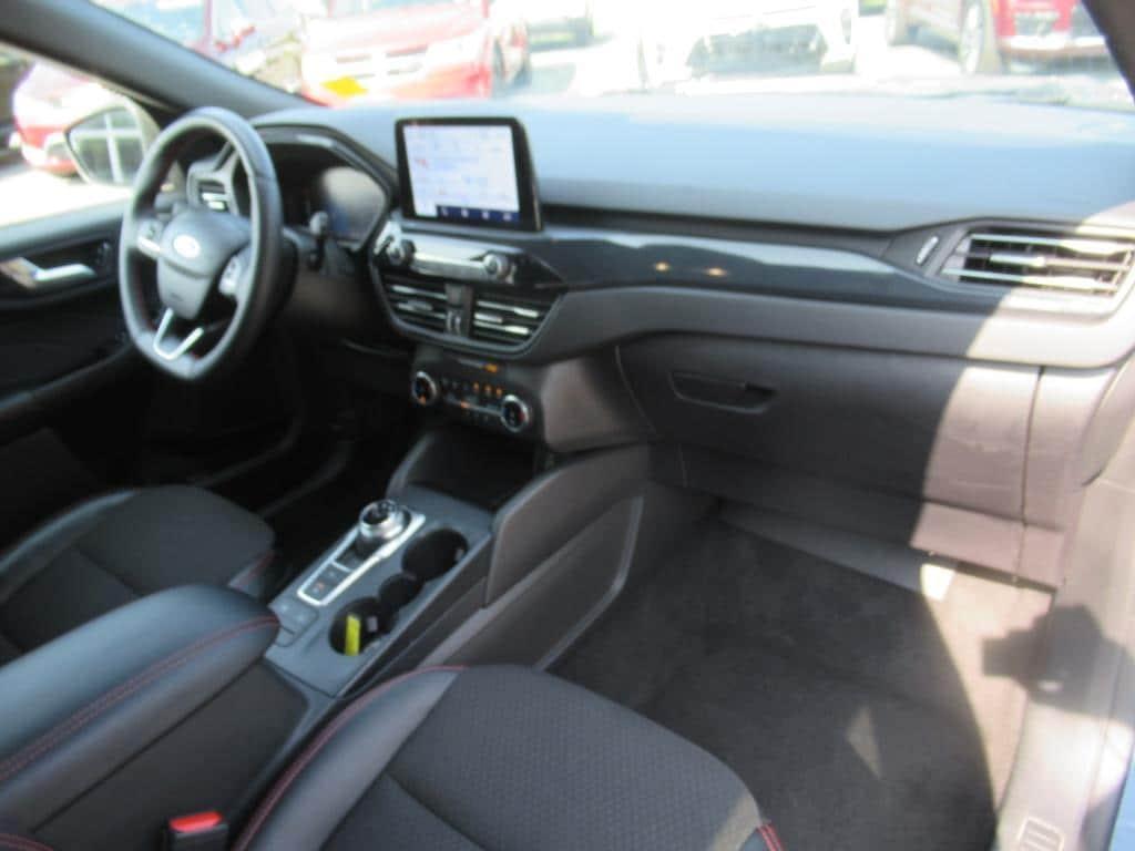 used 2024 Ford Escape car, priced at $29,995