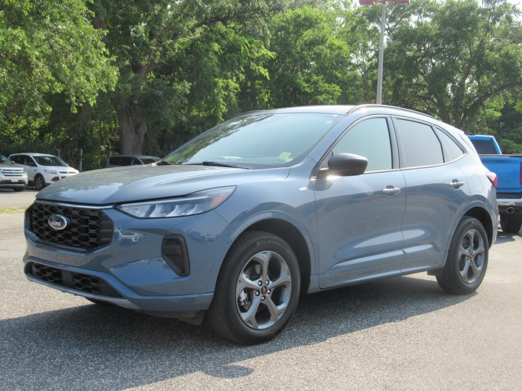 used 2024 Ford Escape car, priced at $29,995