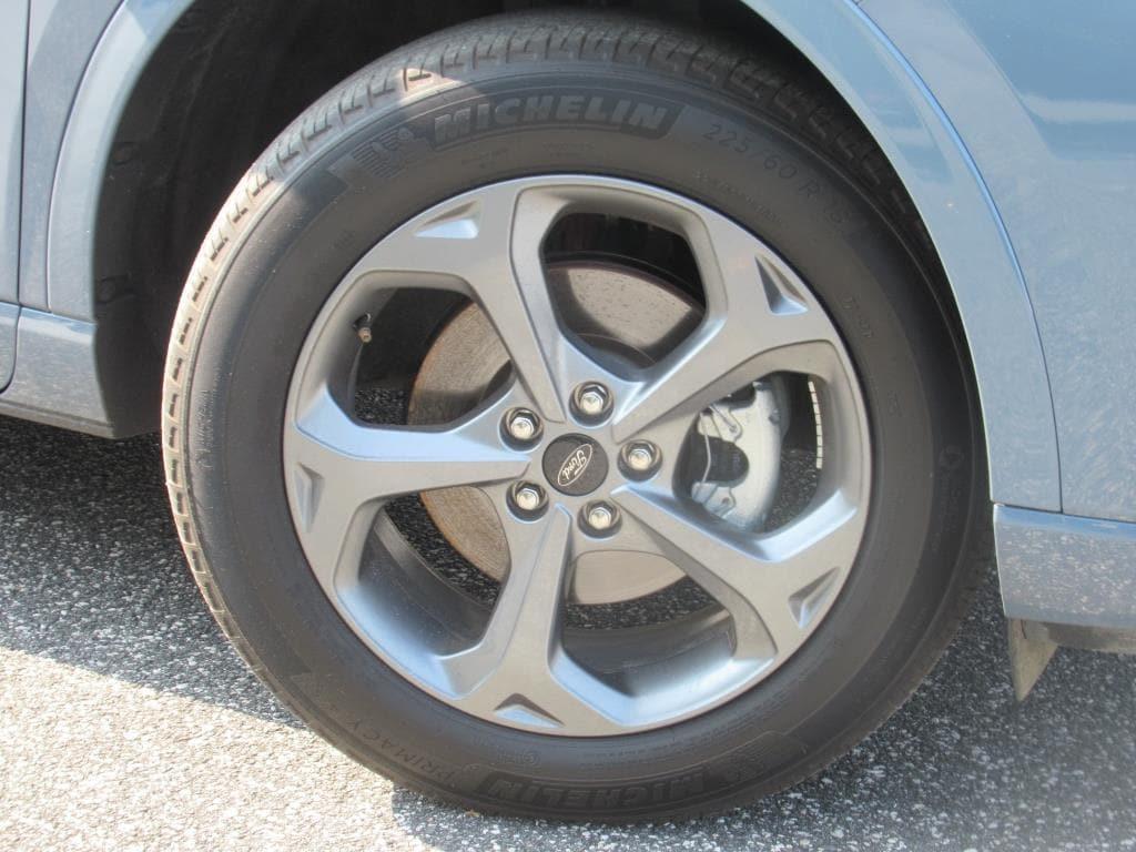 used 2024 Ford Escape car, priced at $29,995