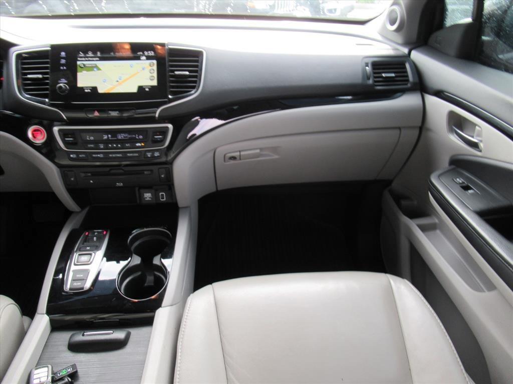 used 2021 Honda Pilot car, priced at $23,390