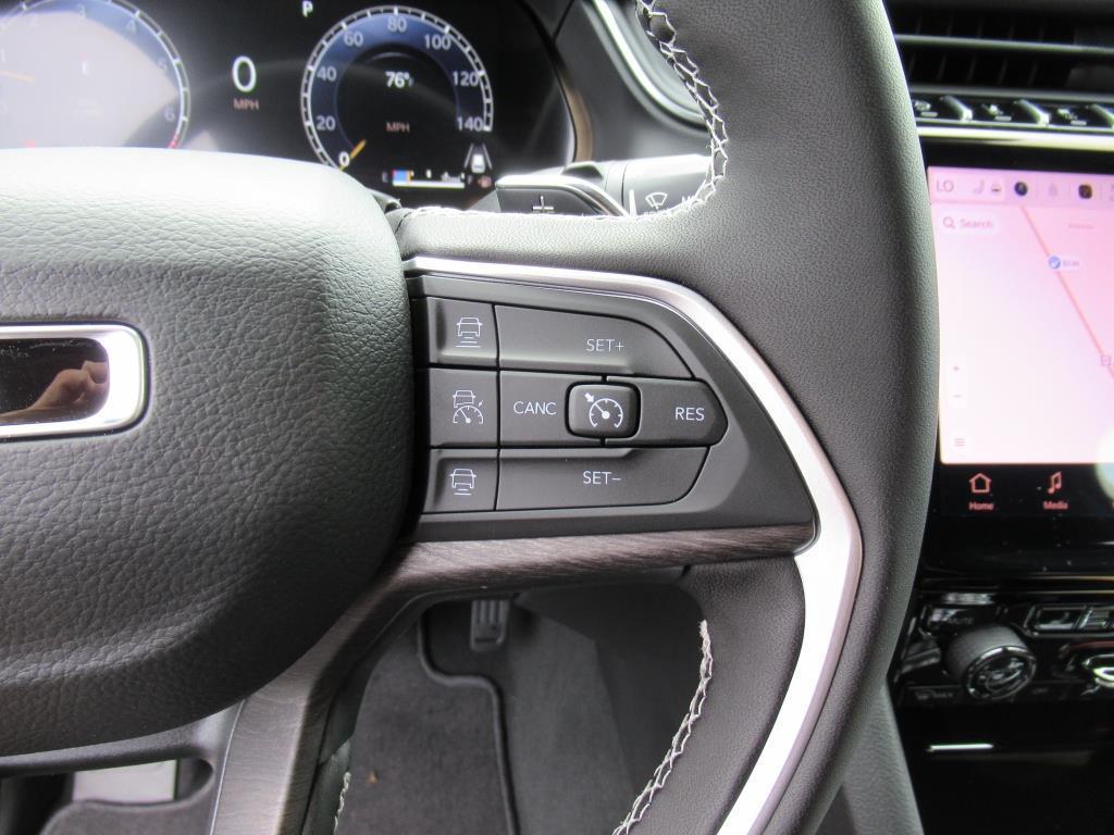 new 2025 Jeep Grand Cherokee car, priced at $48,680