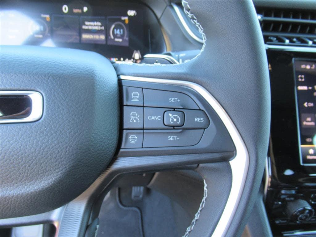 new 2025 Jeep Grand Cherokee car, priced at $32,071