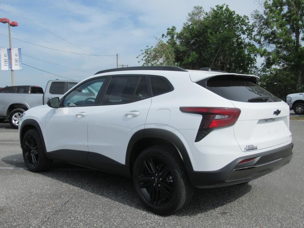 used 2025 Chevrolet Trax car, priced at $24,995