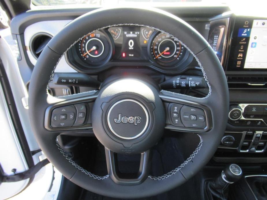 new 2025 Jeep Wrangler car, priced at $45,575