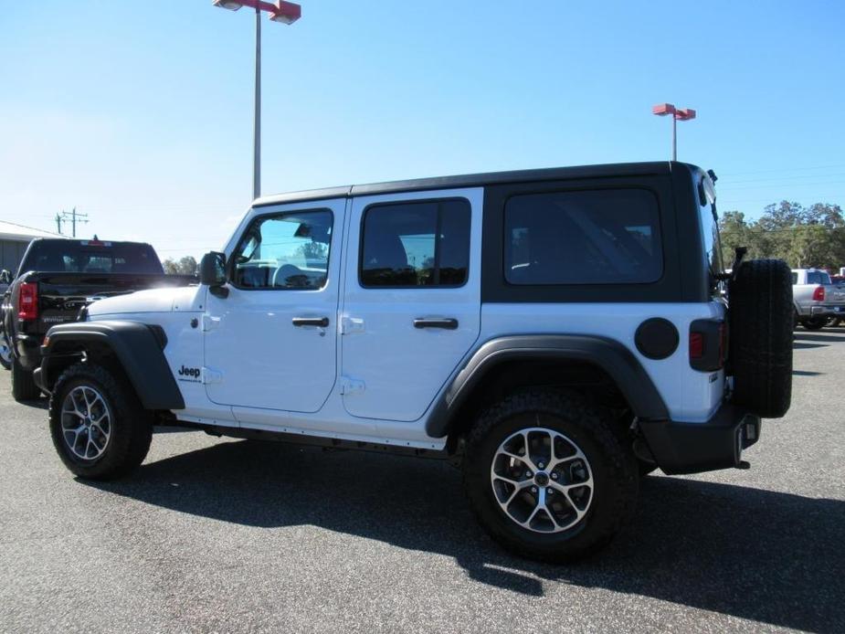 new 2025 Jeep Wrangler car, priced at $45,575