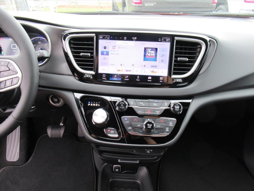 new 2026 Chrysler Voyager car, priced at $37,735