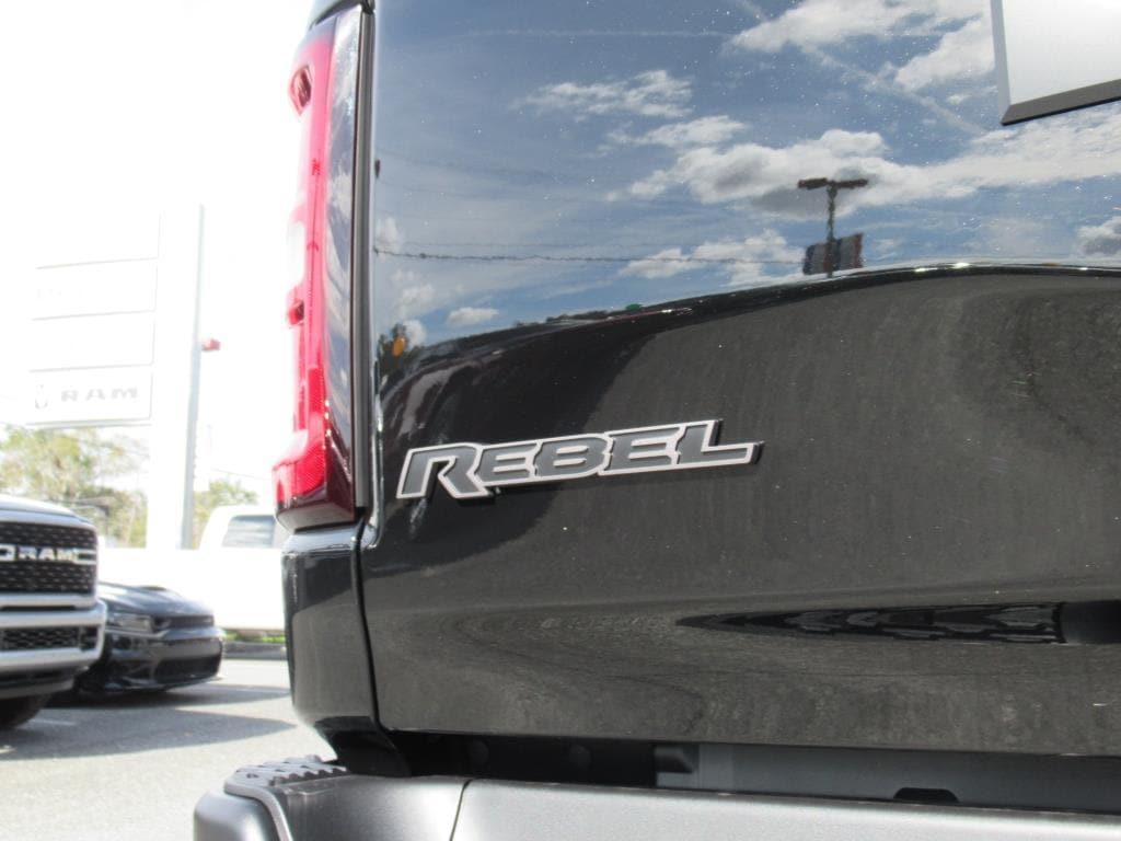 new 2025 Ram 1500 car, priced at $57,430