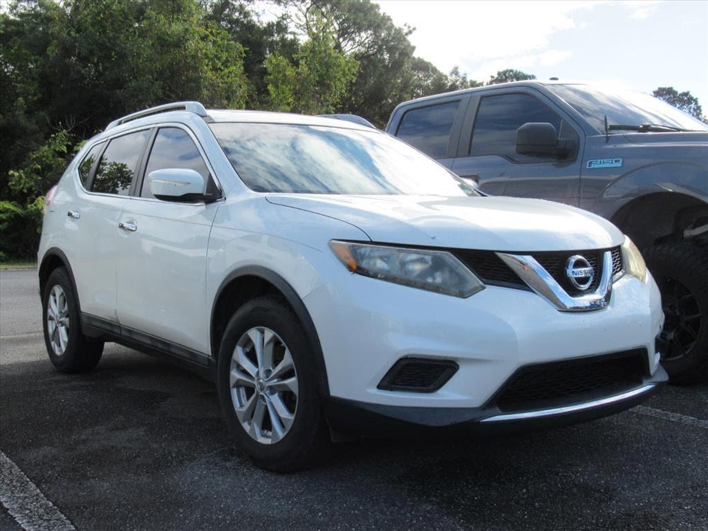 used 2015 Nissan Rogue car, priced at $10,495