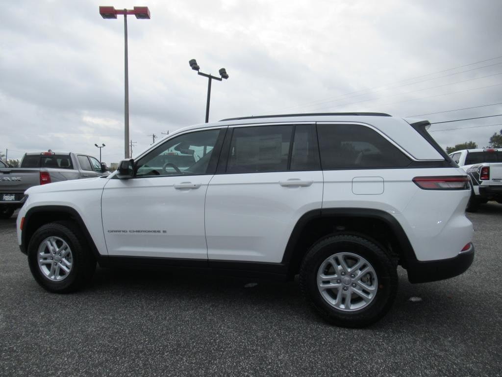 new 2025 Jeep Grand Cherokee car, priced at $35,870