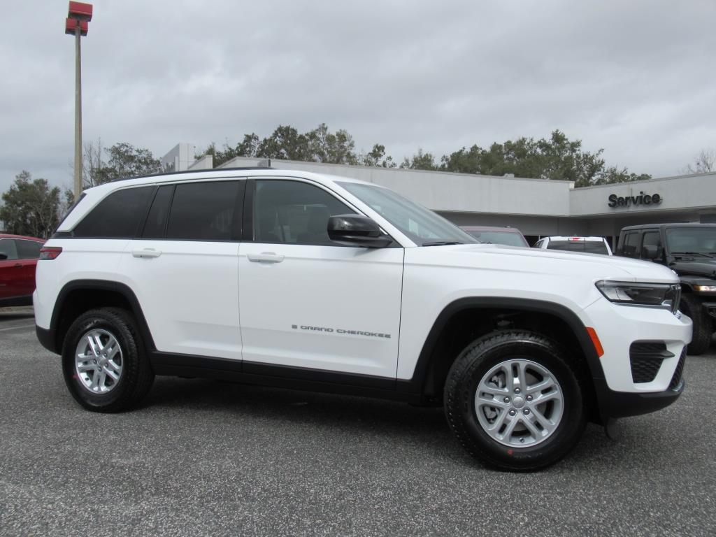 new 2025 Jeep Grand Cherokee car, priced at $35,870