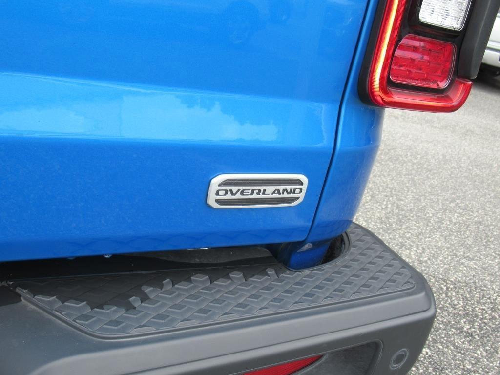 used 2021 Jeep Gladiator car, priced at $28,900