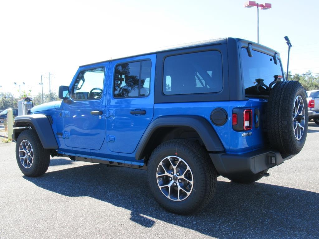 new 2025 Jeep Wrangler car, priced at $46,170