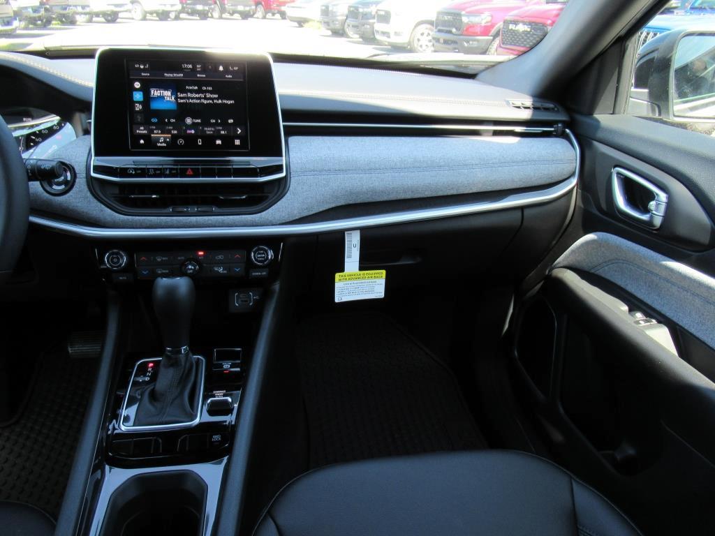 new 2025 Jeep Compass car, priced at $29,930