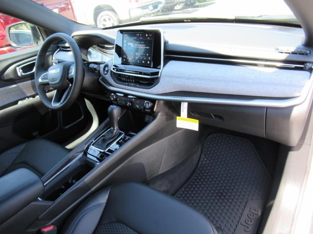 new 2025 Jeep Compass car, priced at $29,930
