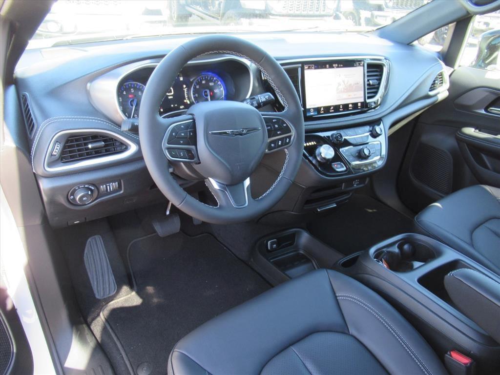 new 2026 Chrysler Pacifica car, priced at $39,340