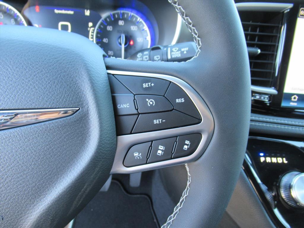 new 2026 Chrysler Pacifica car, priced at $39,340