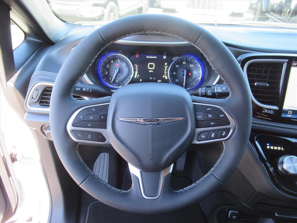 new 2026 Chrysler Pacifica car, priced at $39,340