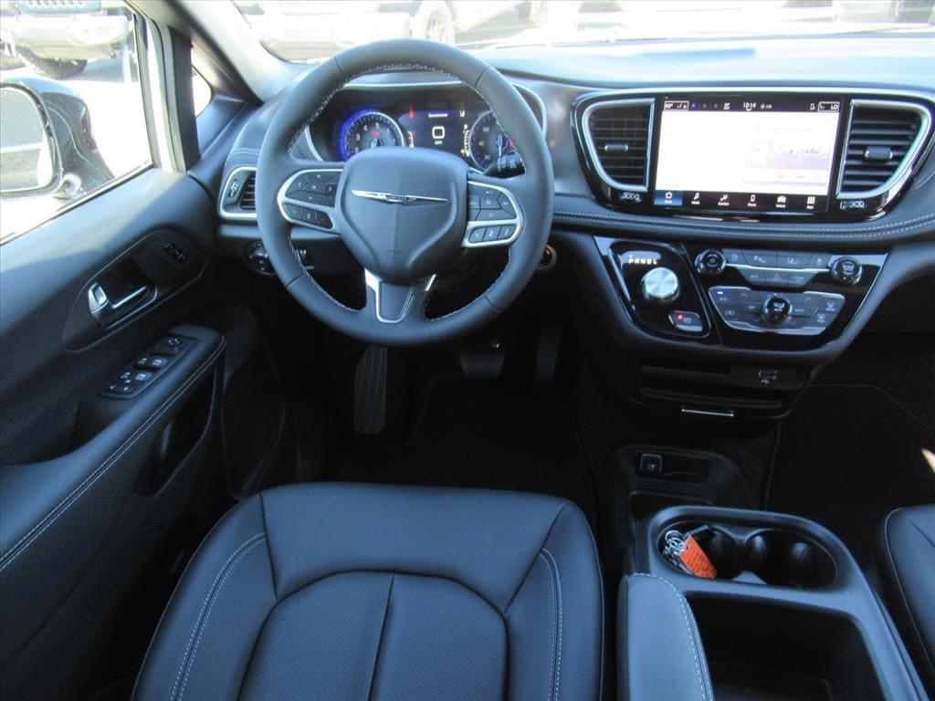 new 2026 Chrysler Pacifica car, priced at $39,340