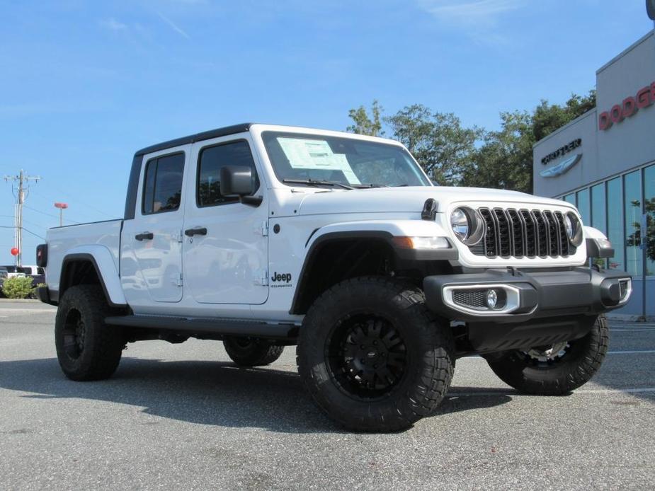 new 2024 Jeep Gladiator car, priced at $41,050