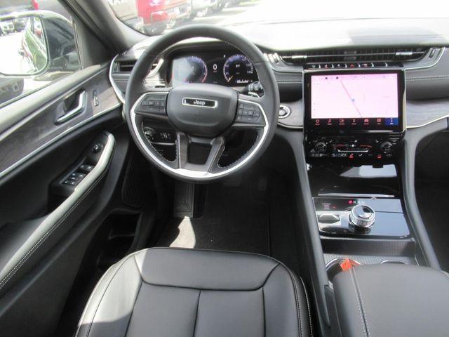new 2025 Jeep Grand Cherokee L car, priced at $47,512