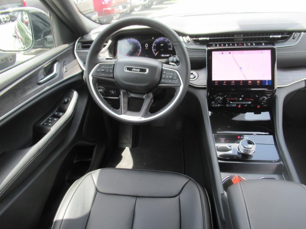 new 2025 Jeep Grand Cherokee L car, priced at $47,512