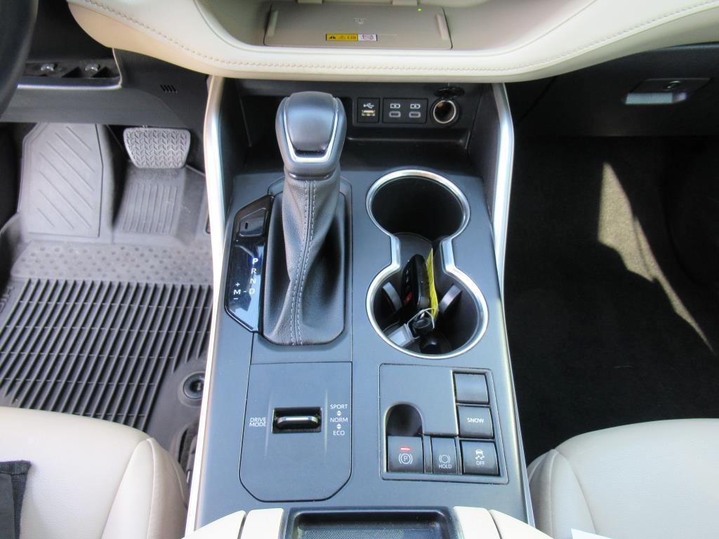 used 2023 Toyota Highlander car, priced at $34,940
