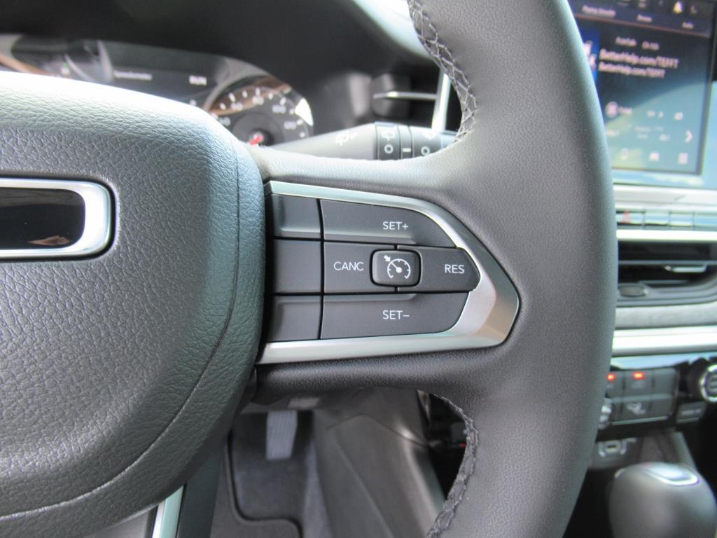 new 2025 Jeep Compass car, priced at $27,255
