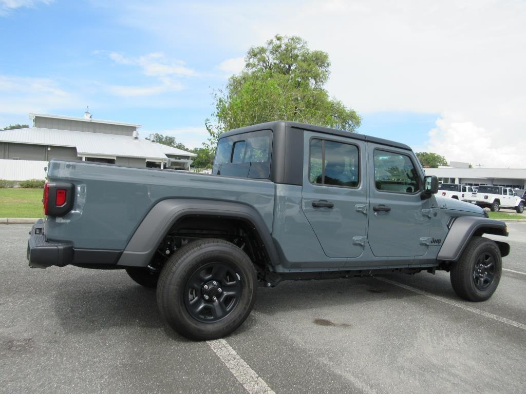 new 2024 Jeep Gladiator car, priced at $35,191