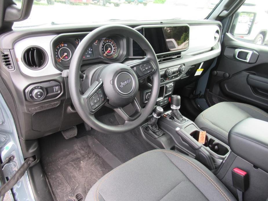 new 2024 Jeep Gladiator car, priced at $42,695