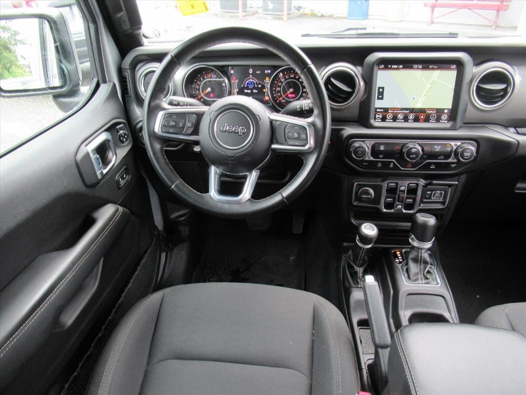 used 2022 Jeep Gladiator car, priced at $32,900