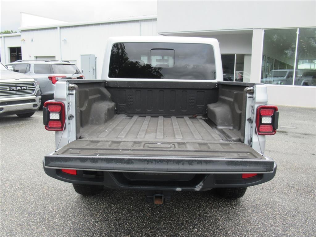 used 2022 Jeep Gladiator car, priced at $32,900
