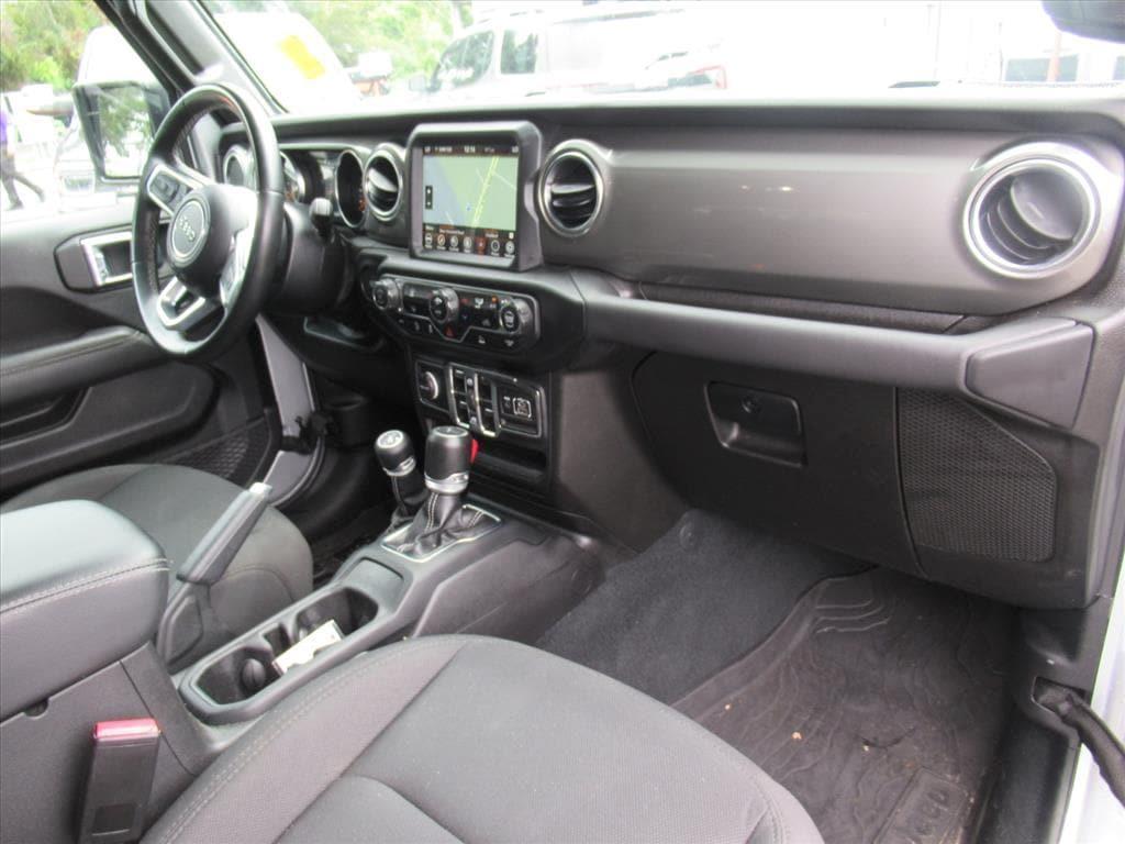 used 2022 Jeep Gladiator car, priced at $32,900