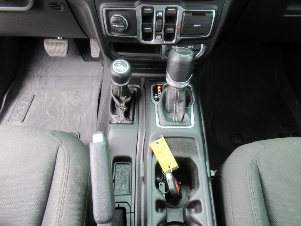 used 2020 Jeep Gladiator car, priced at $27,900