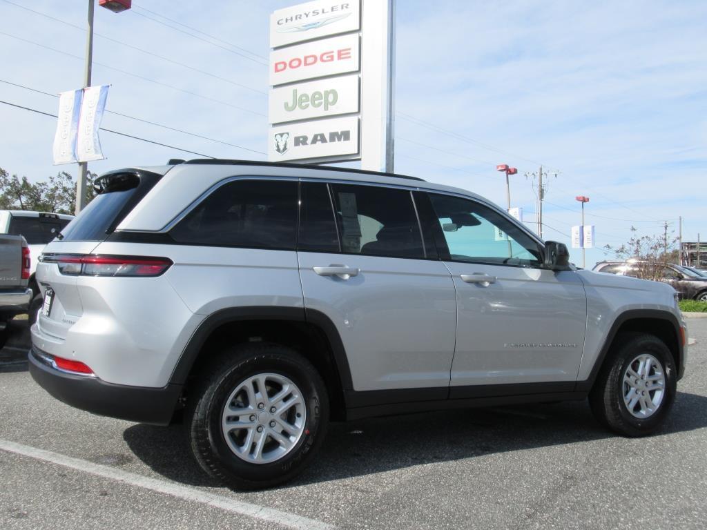 new 2025 Jeep Grand Cherokee car, priced at $37,965