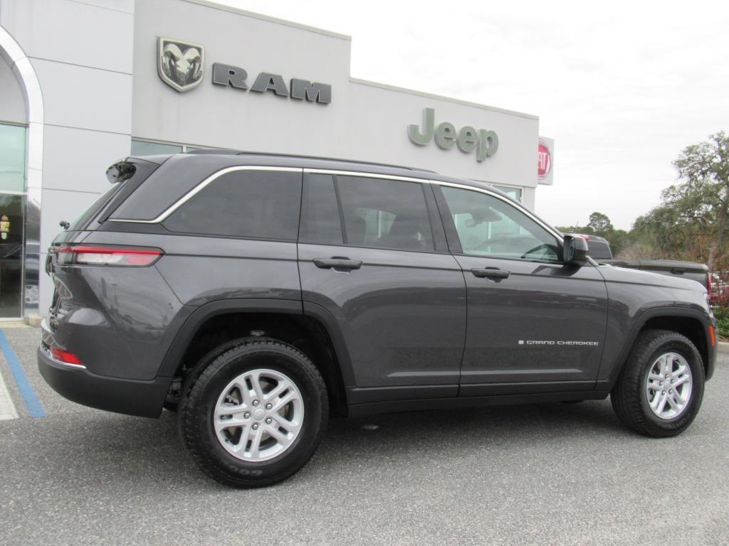 new 2025 Jeep Grand Cherokee car, priced at $35,215