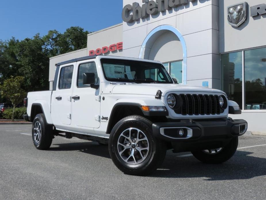 new 2024 Jeep Gladiator car, priced at $48,275